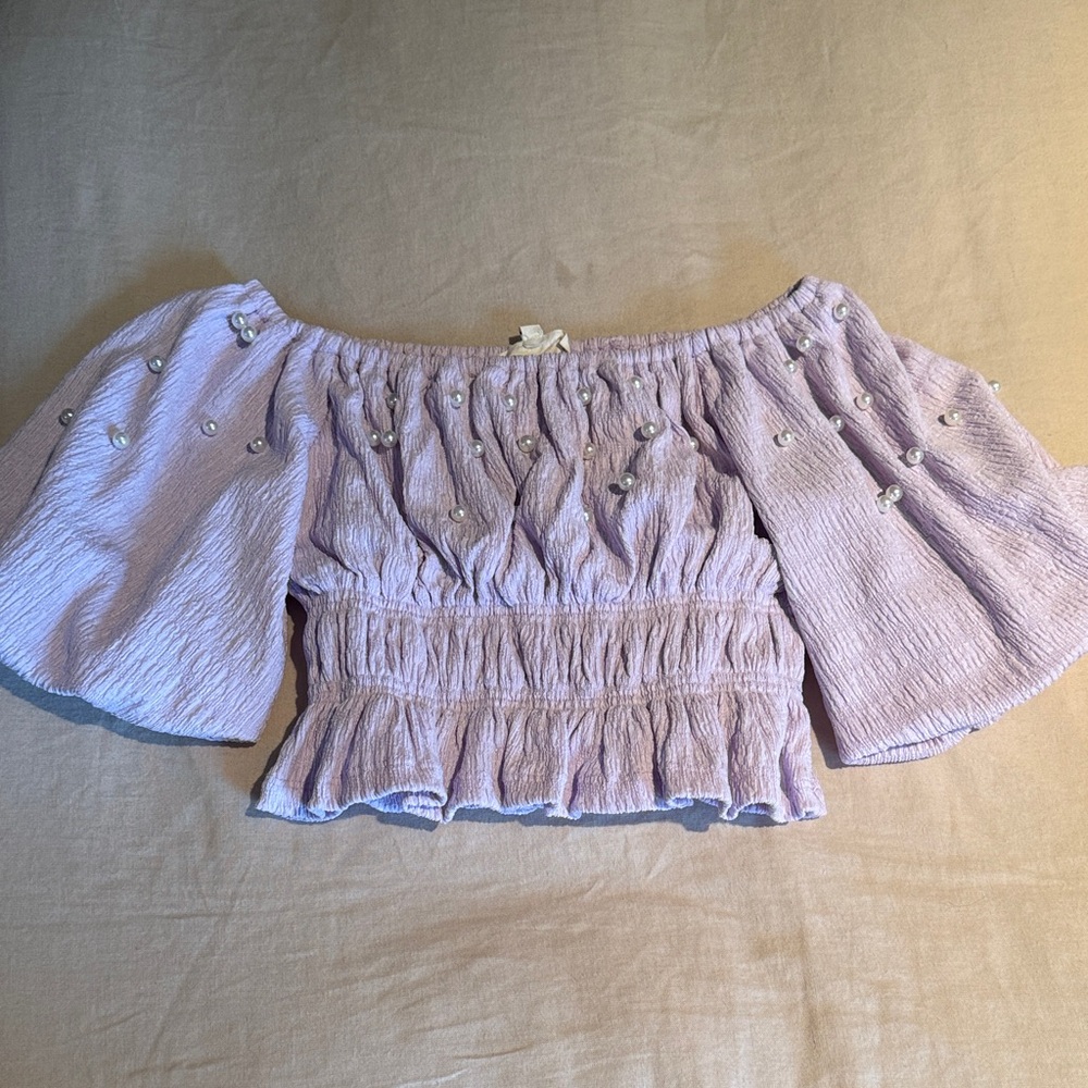 Hannah Banana Lilac Off-Shoulder top